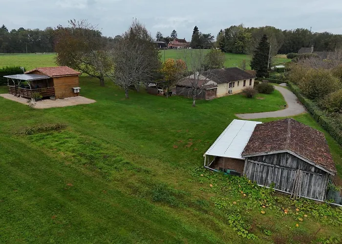 Le Douillet シャレー Saint-Geniès